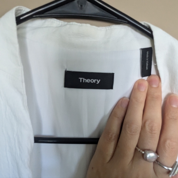 Theory blazer and pants in white linen - Picture 9 of 15